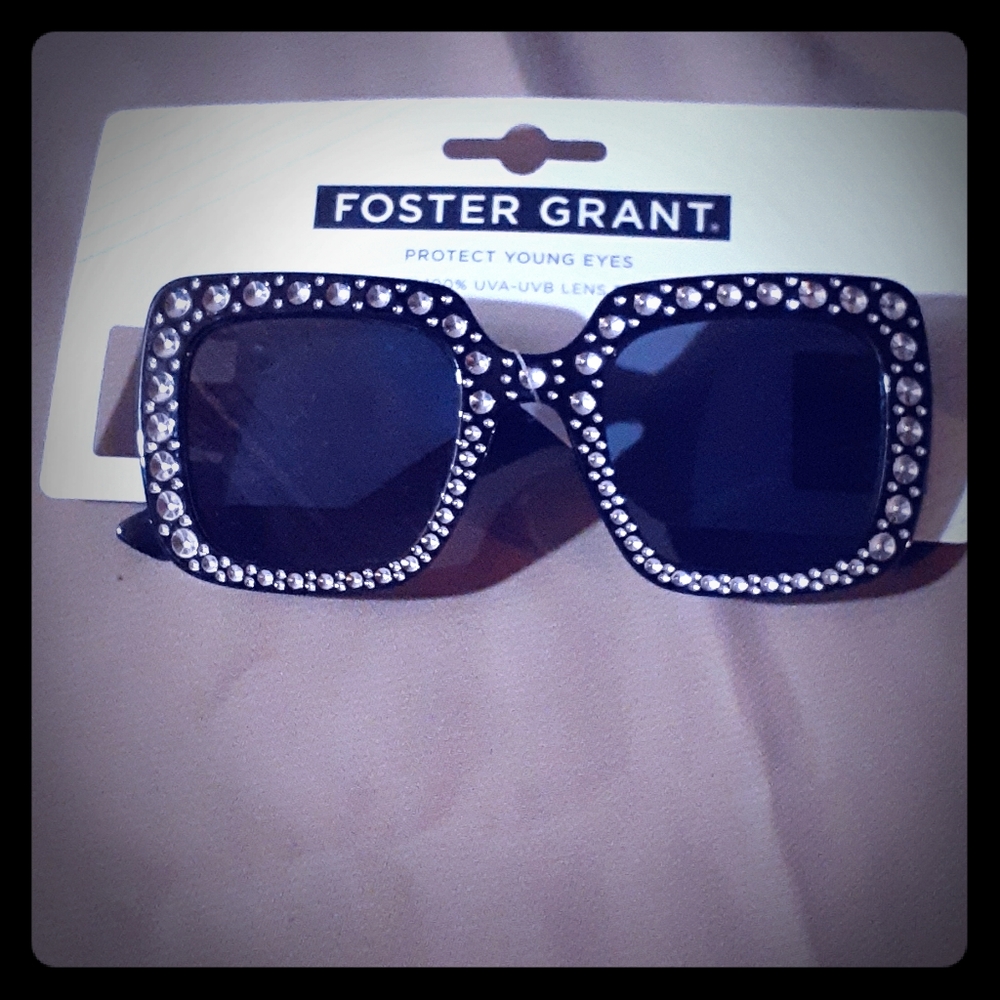 "New" Foster Grant Youth Sunglasses